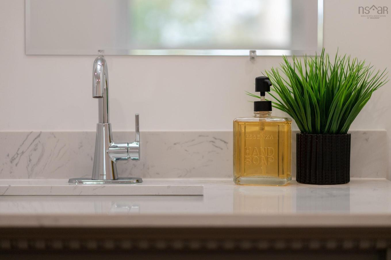 1649 Avondale Road, Mantua, NS