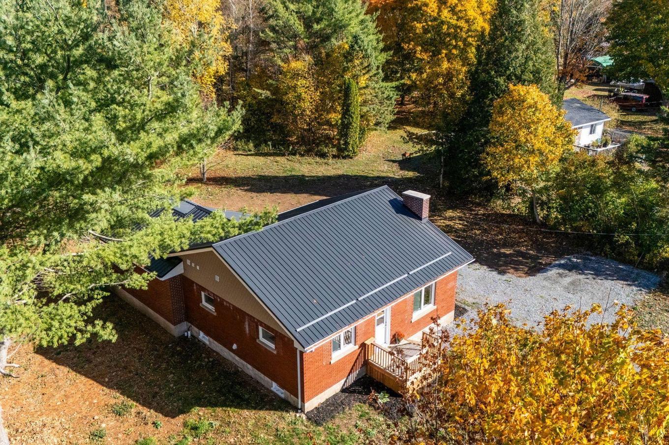 1649 Avondale Road, Mantua, NS
