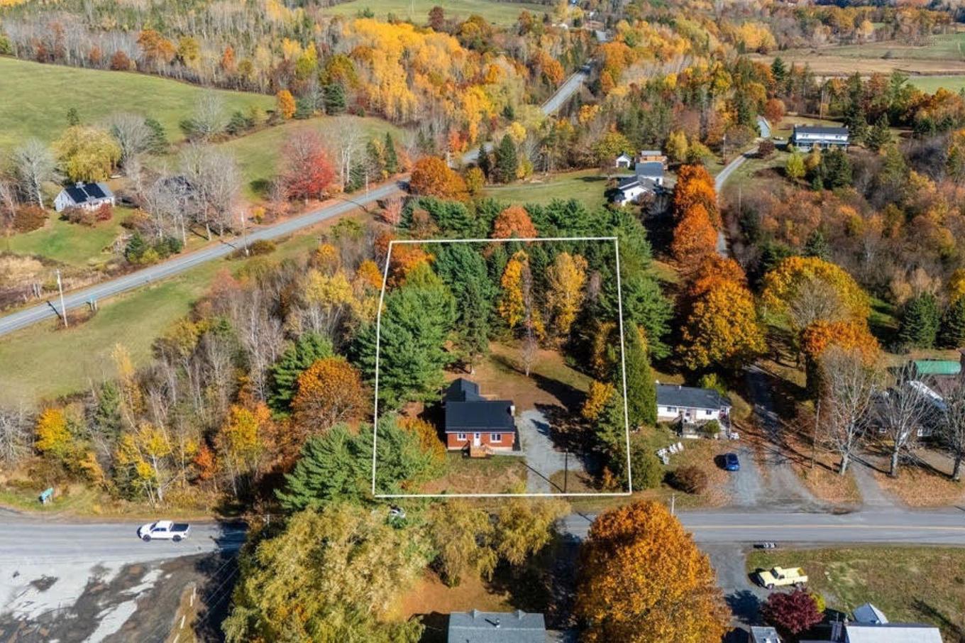 1649 Avondale Road, Mantua, NS