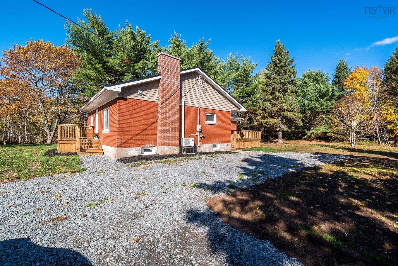 1649 Avondale Road, Mantua, NS