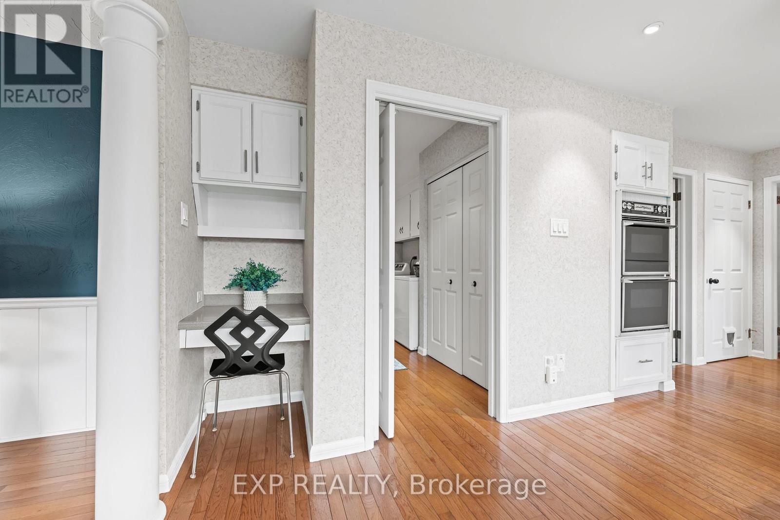 362 Pommel Gate Crescent, Waterloo, ON - Indoor Photo Showing Other Room