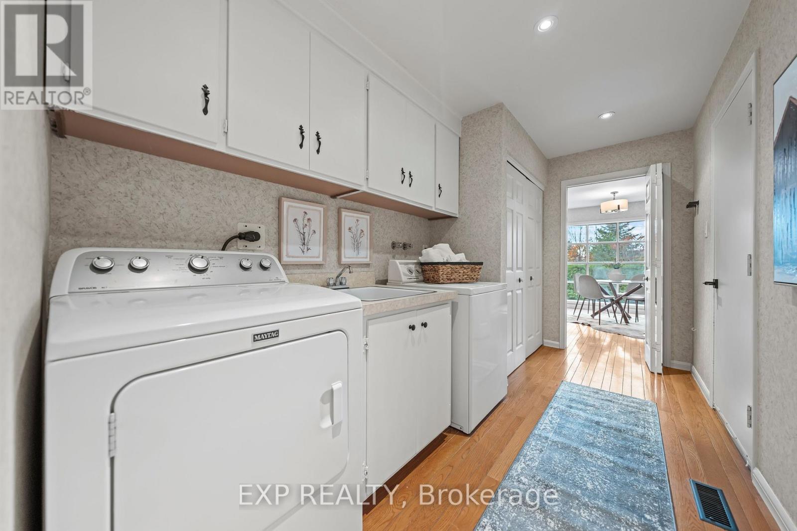 362 Pommel Gate Crescent, Waterloo, ON - Indoor Photo Showing Laundry Room