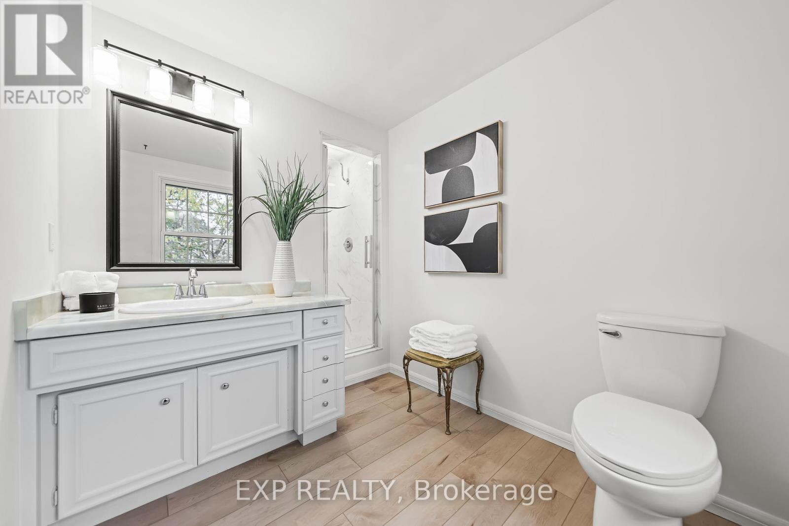 362 Pommel Gate Crescent, Waterloo, ON - Indoor Photo Showing Bathroom