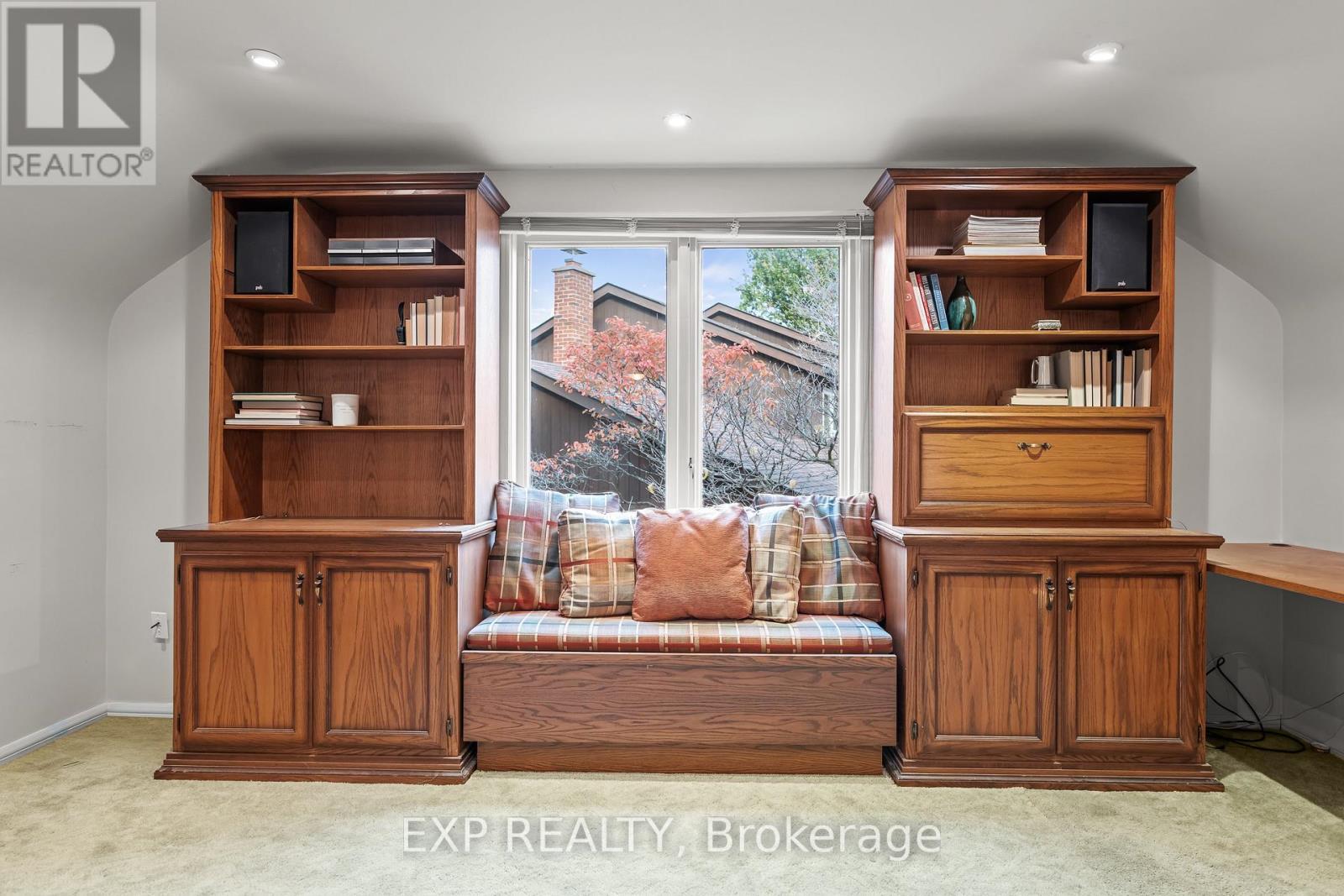 362 Pommel Gate Crescent, Waterloo, ON - Indoor