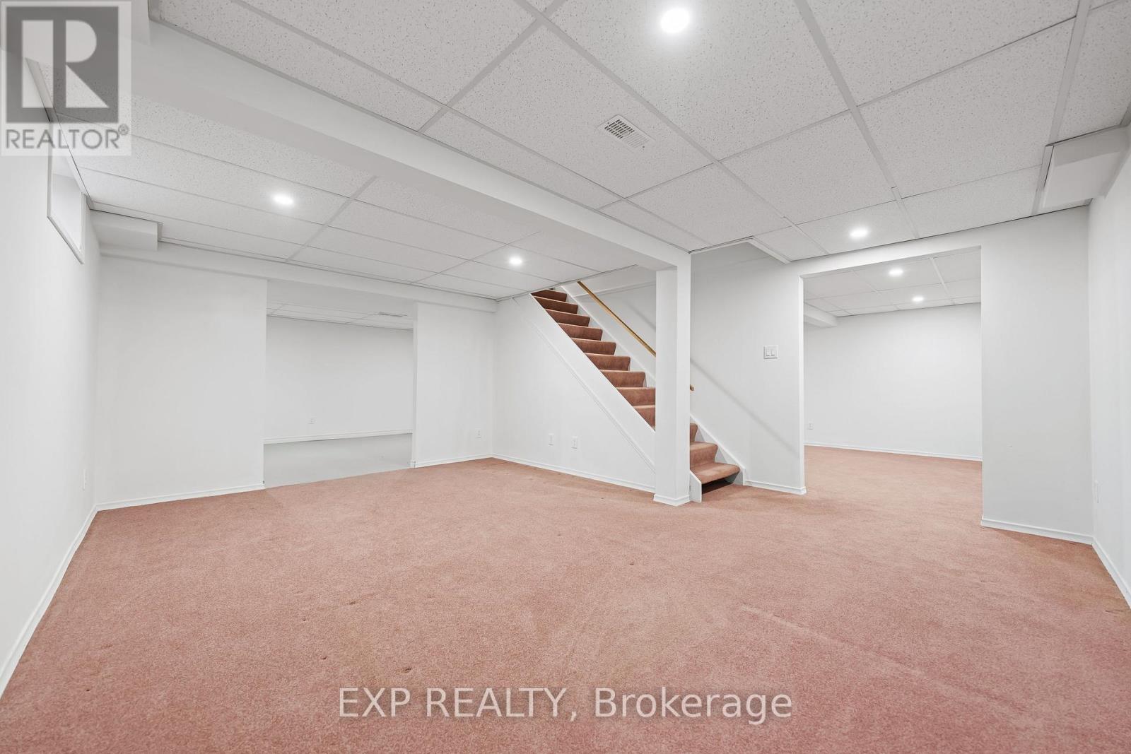 362 Pommel Gate Crescent, Waterloo, ON - Indoor Photo Showing Other Room