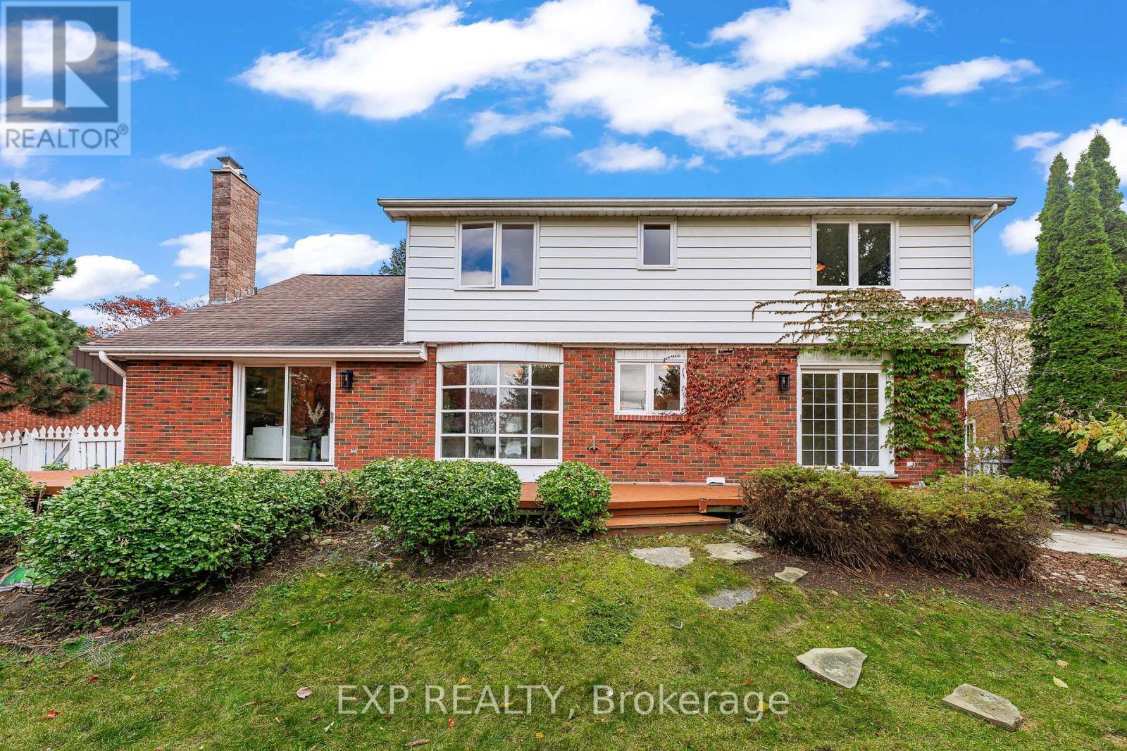 362 Pommel Gate Crescent, Waterloo, ON - Outdoor