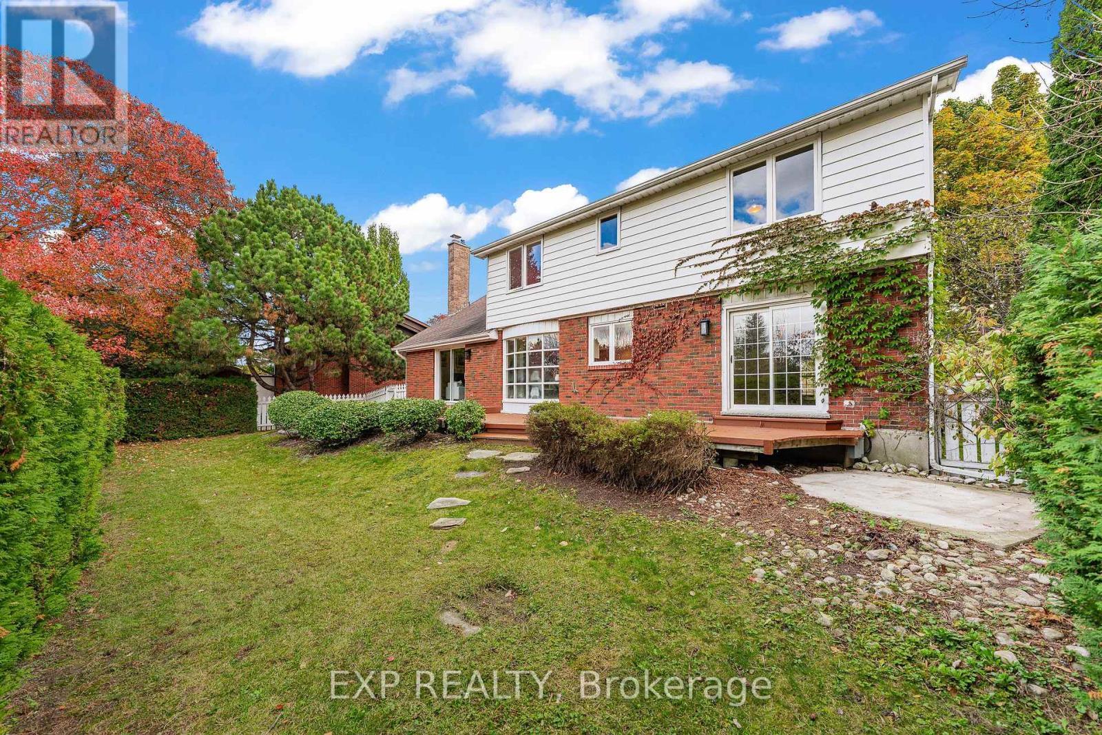 362 Pommel Gate Crescent, Waterloo, ON - Outdoor