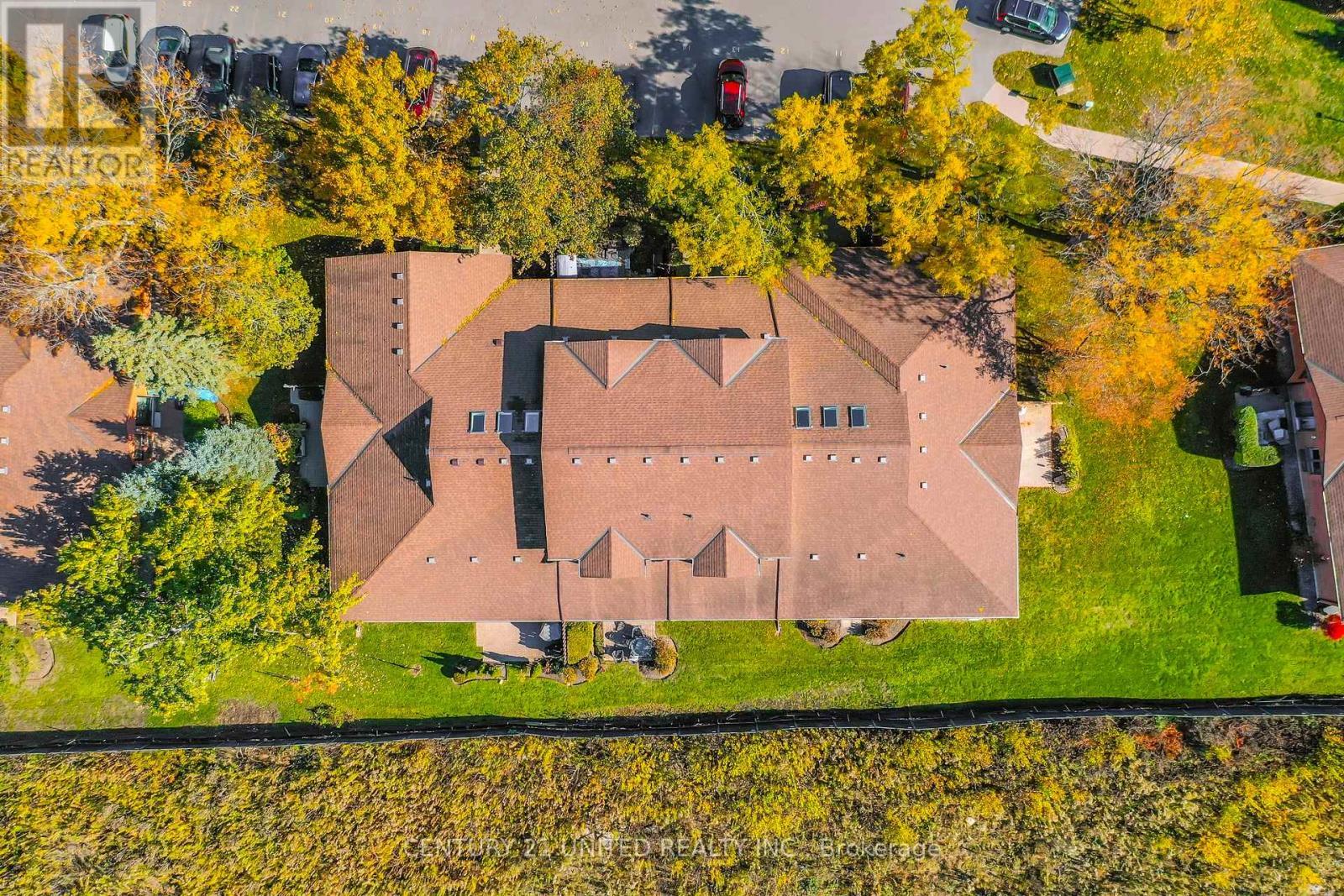 15 - 36 Champlain Crescent, Peterborough (Northcrest Ward 5), ON - Outdoor With View