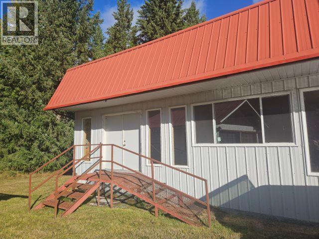 534 Willow Street, Fauquier, BC - Outdoor