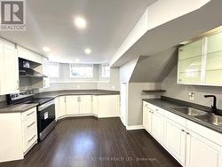 Bright and spacious modern kitchen -