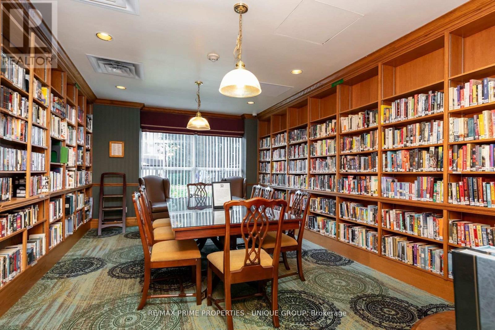 808 - 18 Concorde Place, Toronto, ON - Indoor Photo Showing Office