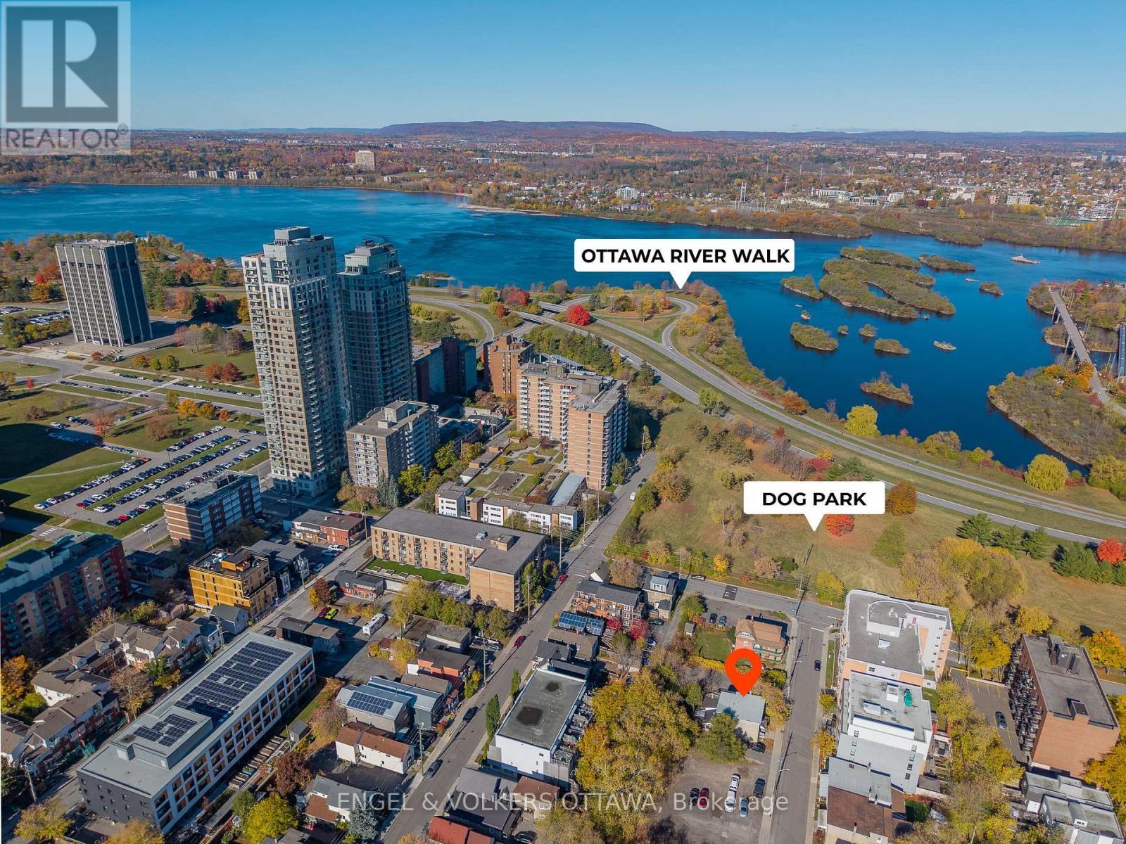 56-58 Carruthers Avenue, Ottawa, ON