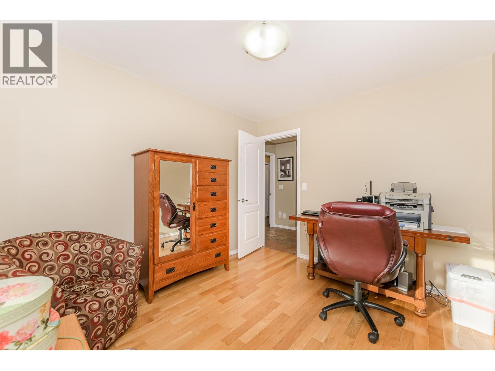 15 Parsons Road, Mara, BC - Indoor Photo Showing Office