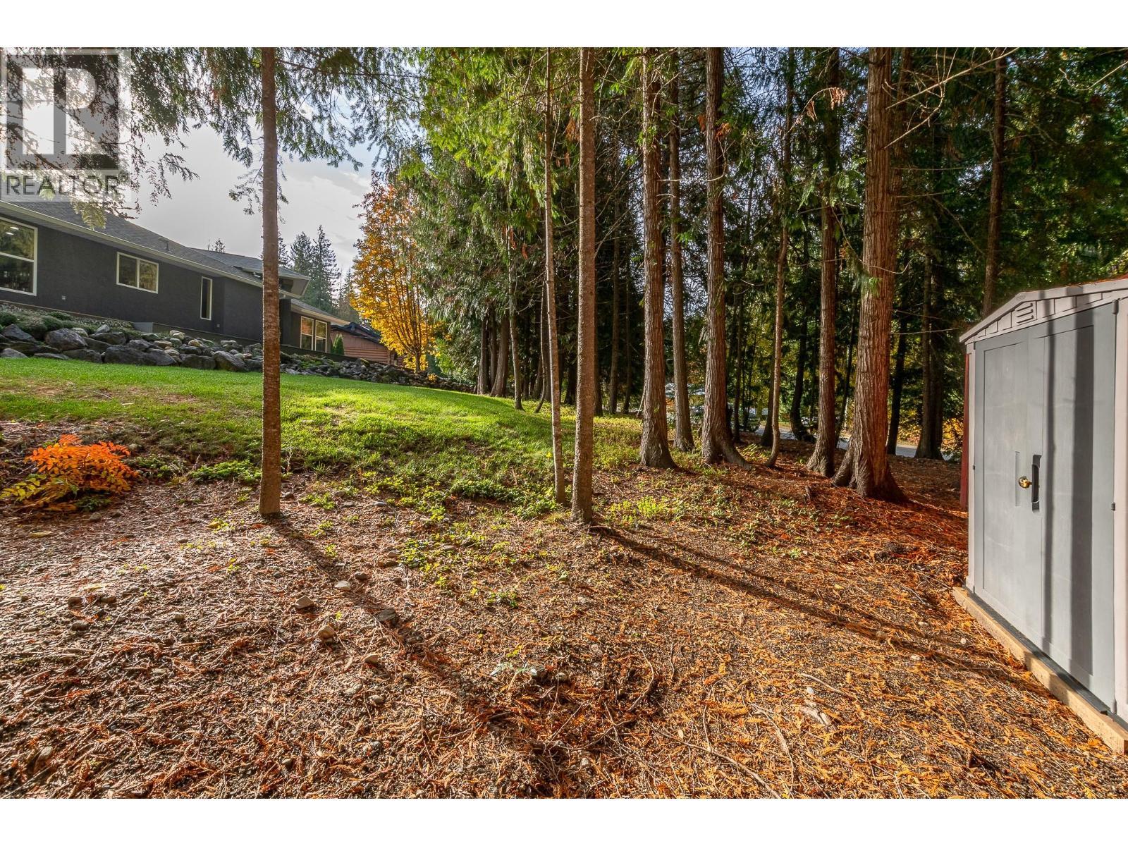 15 Parsons Road, Mara, BC - Outdoor