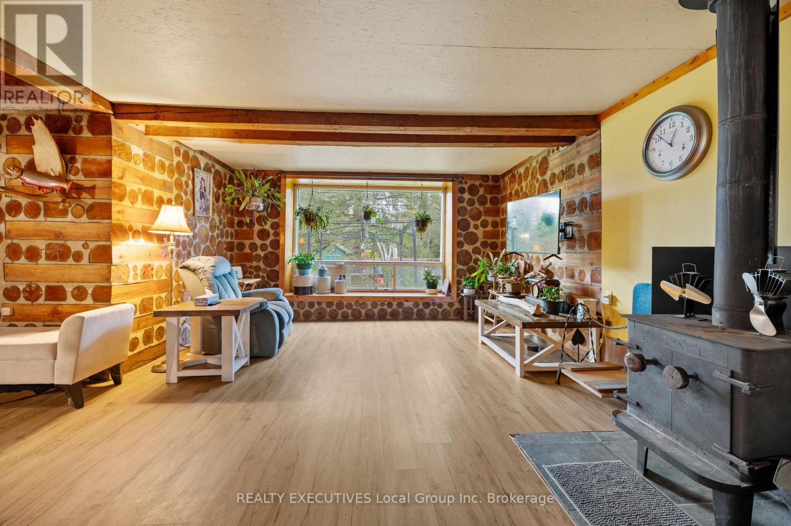 3370 Chiswick Line, Chisholm, ON - Indoor