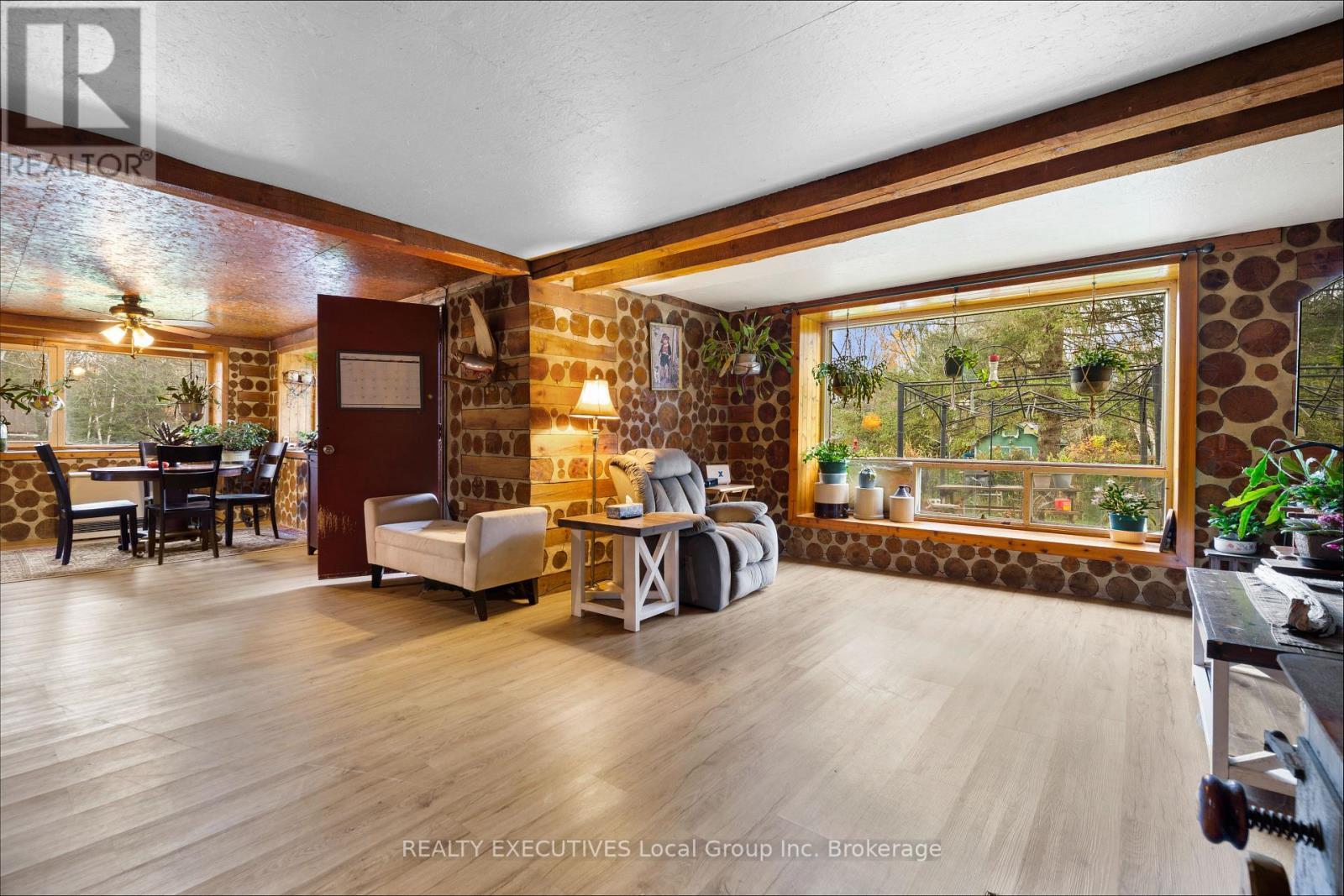 3370 Chiswick Line, Chisholm, ON - Indoor