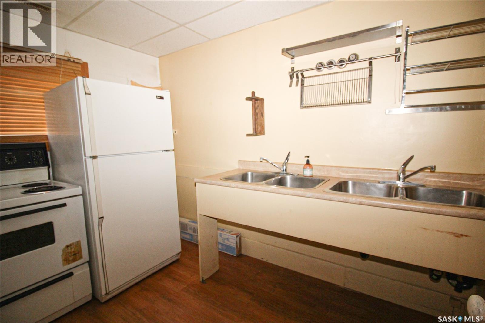 104 Maple Avenue S, Eastend, SK