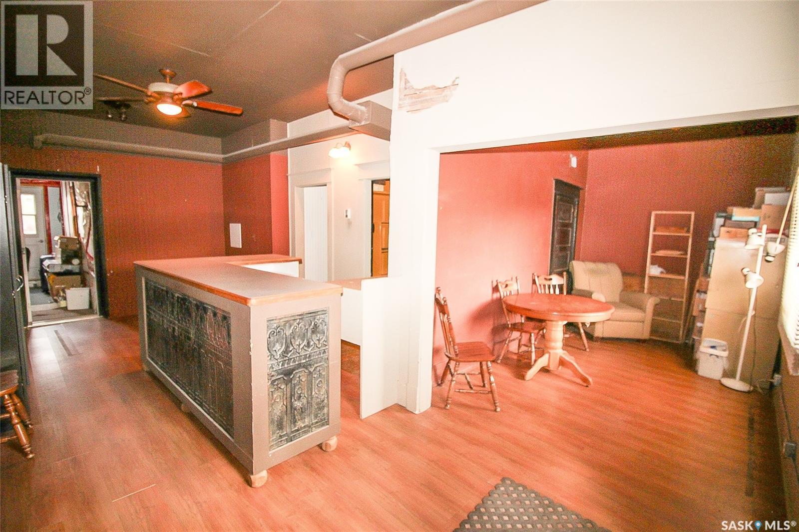 104 Maple Avenue S, Eastend, SK