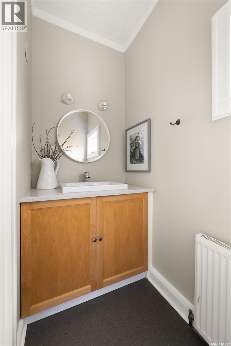 2912 Mccallum Avenue, Regina, SK - Indoor