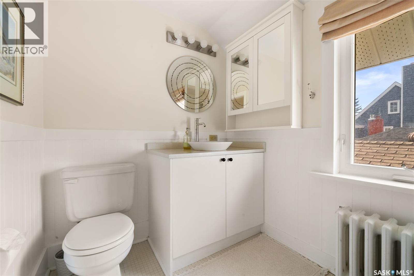 2912 Mccallum Avenue, Regina, SK - Indoor Photo Showing Bathroom