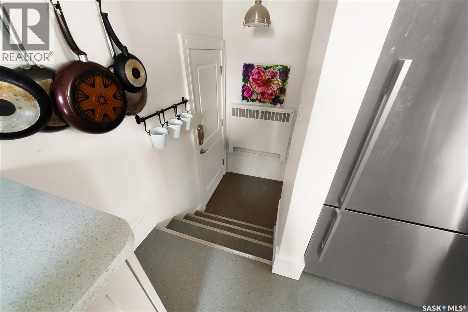 2912 Mccallum Avenue, Regina, SK - Indoor