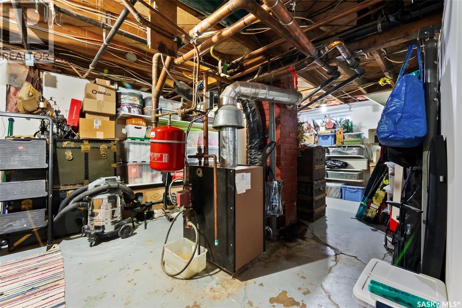2912 Mccallum Avenue, Regina, SK - Indoor Photo Showing Basement