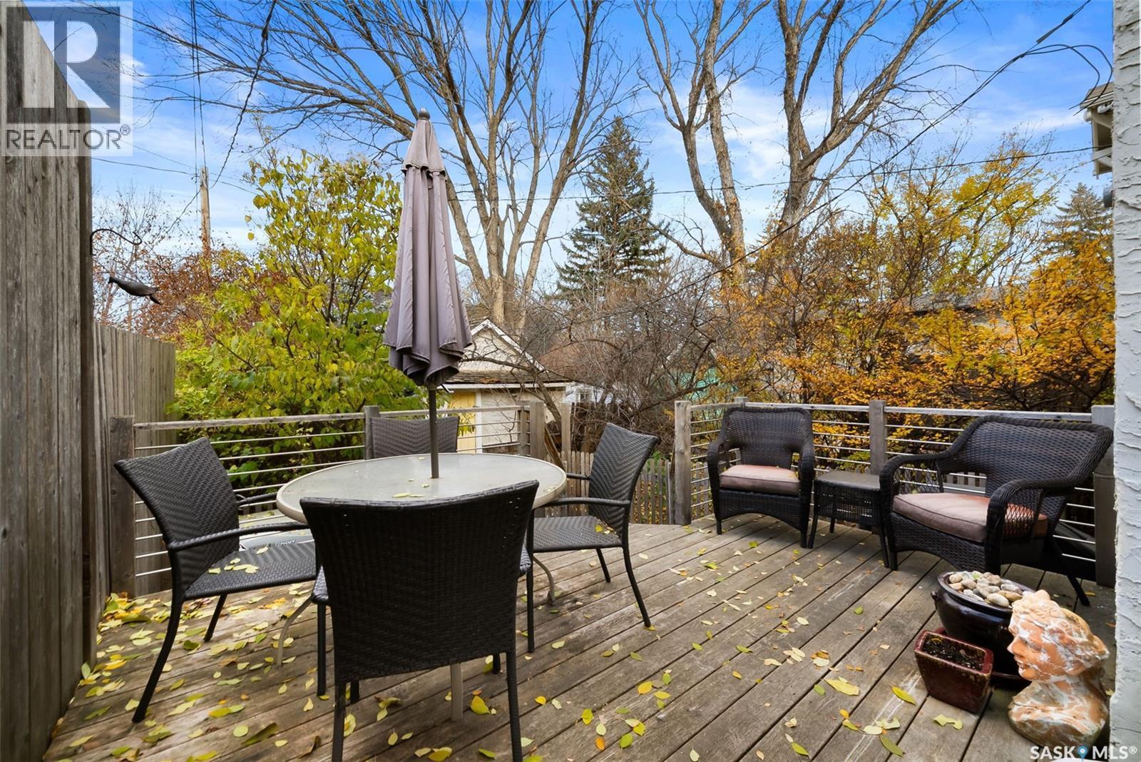 2912 Mccallum Avenue, Regina, SK - Outdoor With Deck Patio Veranda