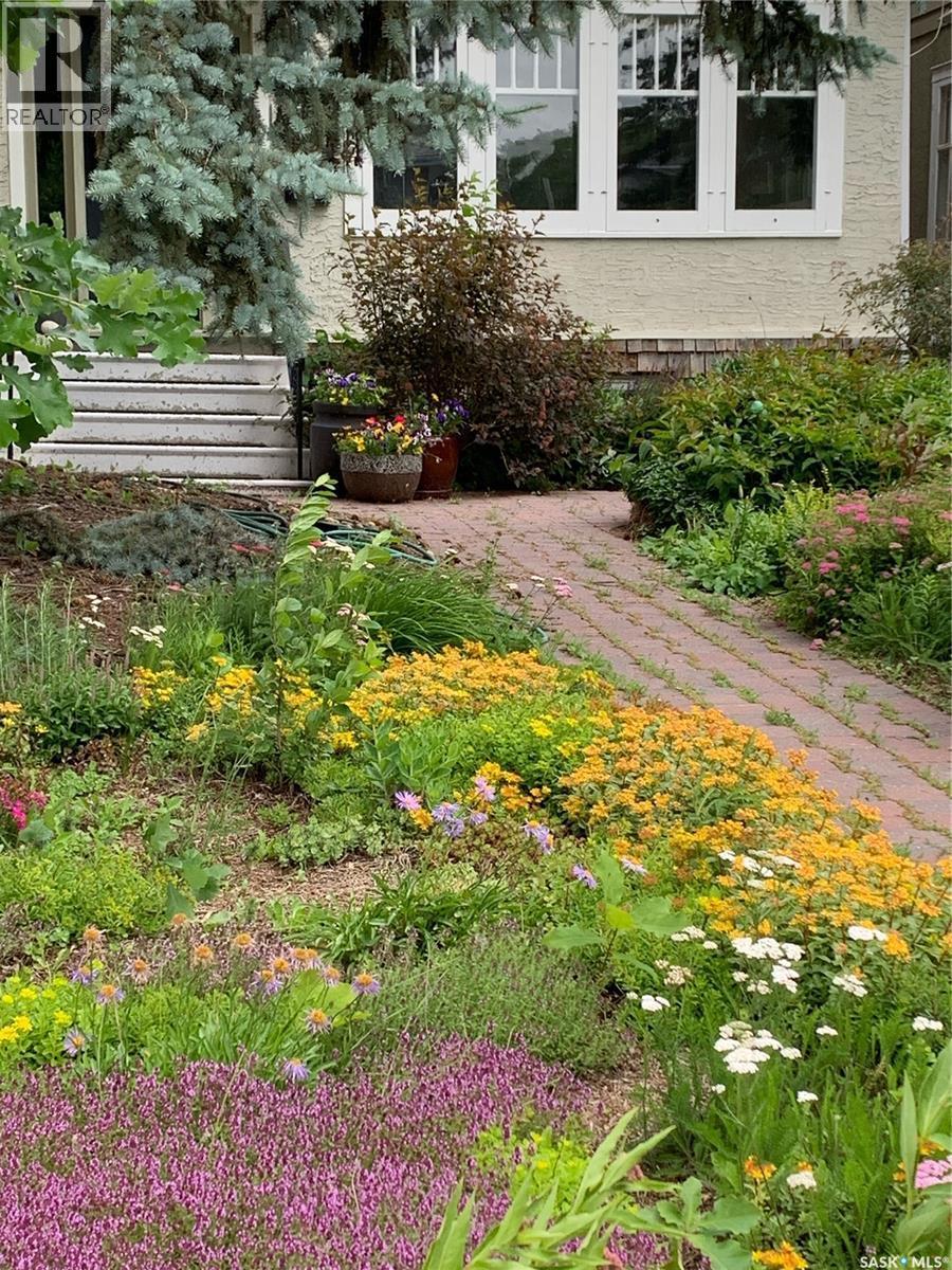 2912 Mccallum Avenue, Regina, SK - Outdoor