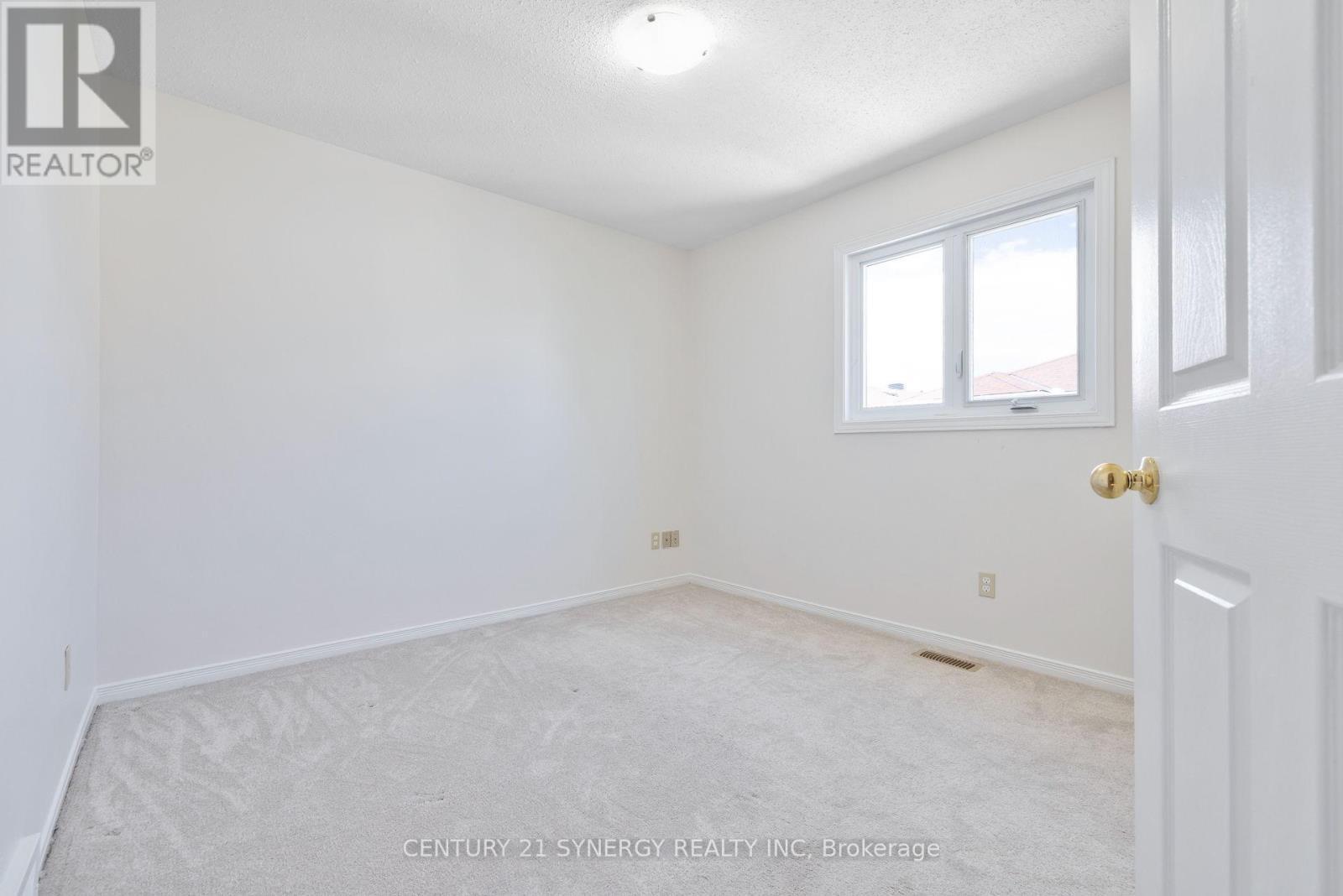 861 Karsh Drive, Ottawa, ON - Indoor Photo Showing Other Room