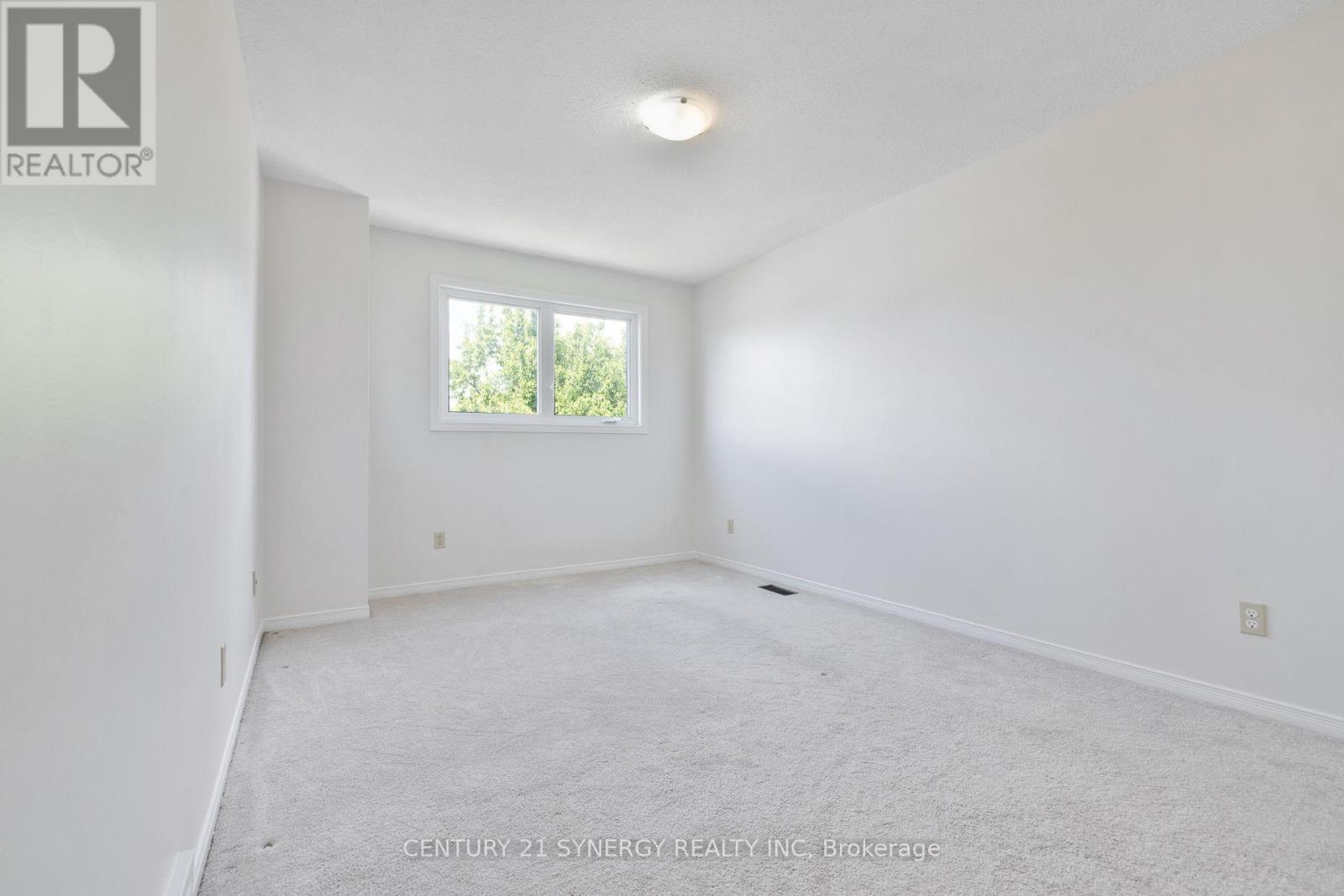 861 Karsh Drive, Ottawa, ON - Indoor Photo Showing Other Room