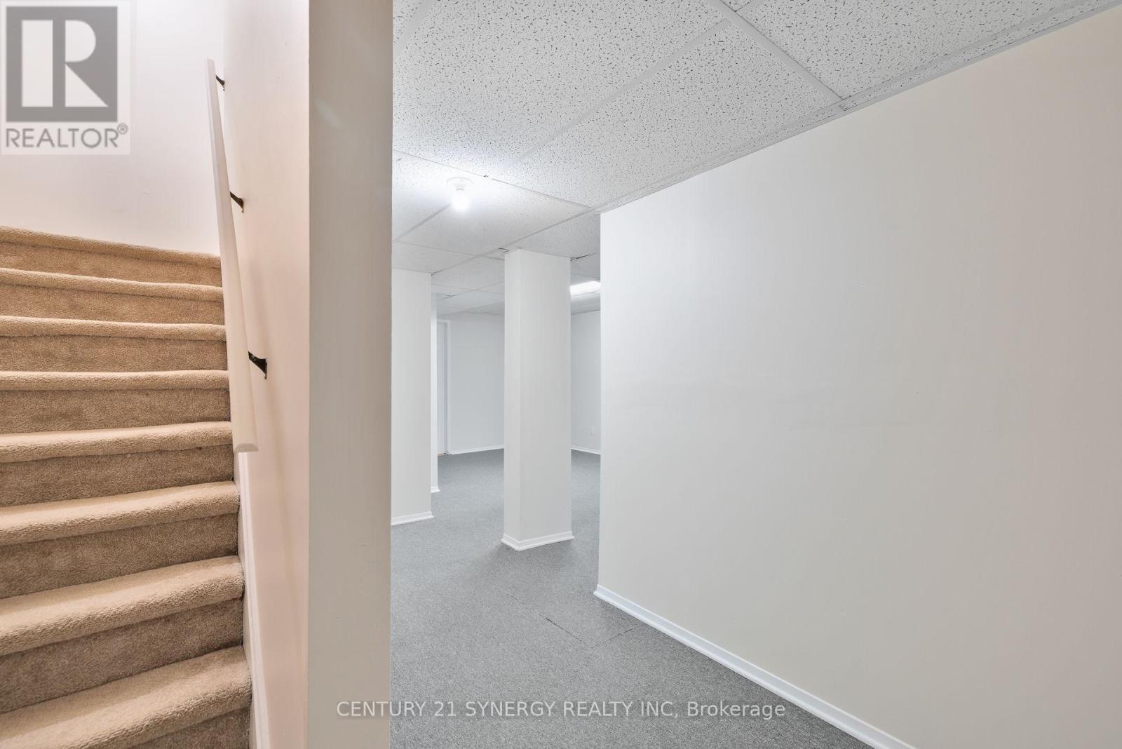 861 Karsh Drive, Ottawa, ON - Indoor Photo Showing Other Room
