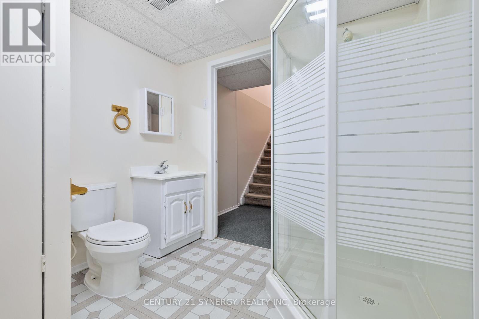 861 Karsh Drive, Ottawa, ON - Indoor Photo Showing Bathroom