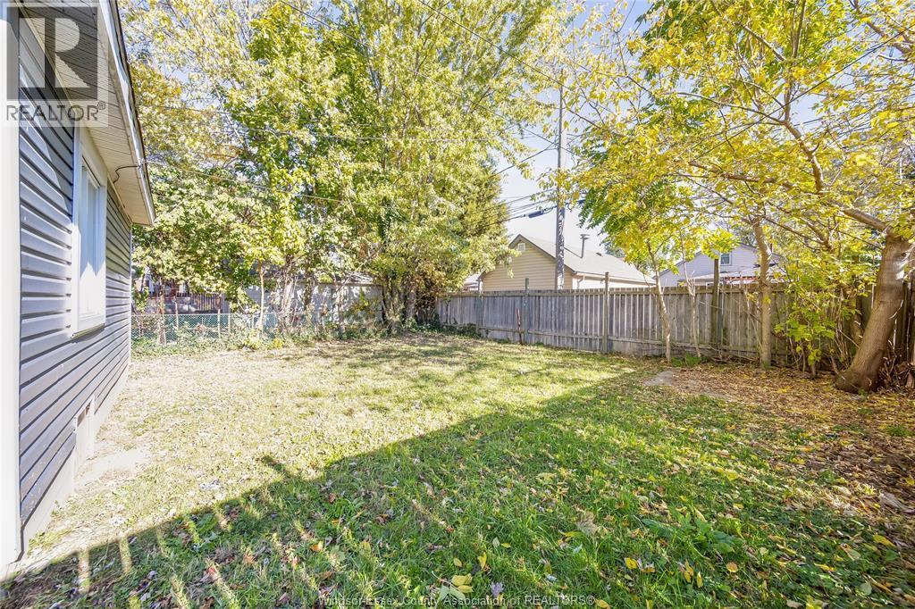 2362 Cadillac Street, Windsor, ON - Outdoor