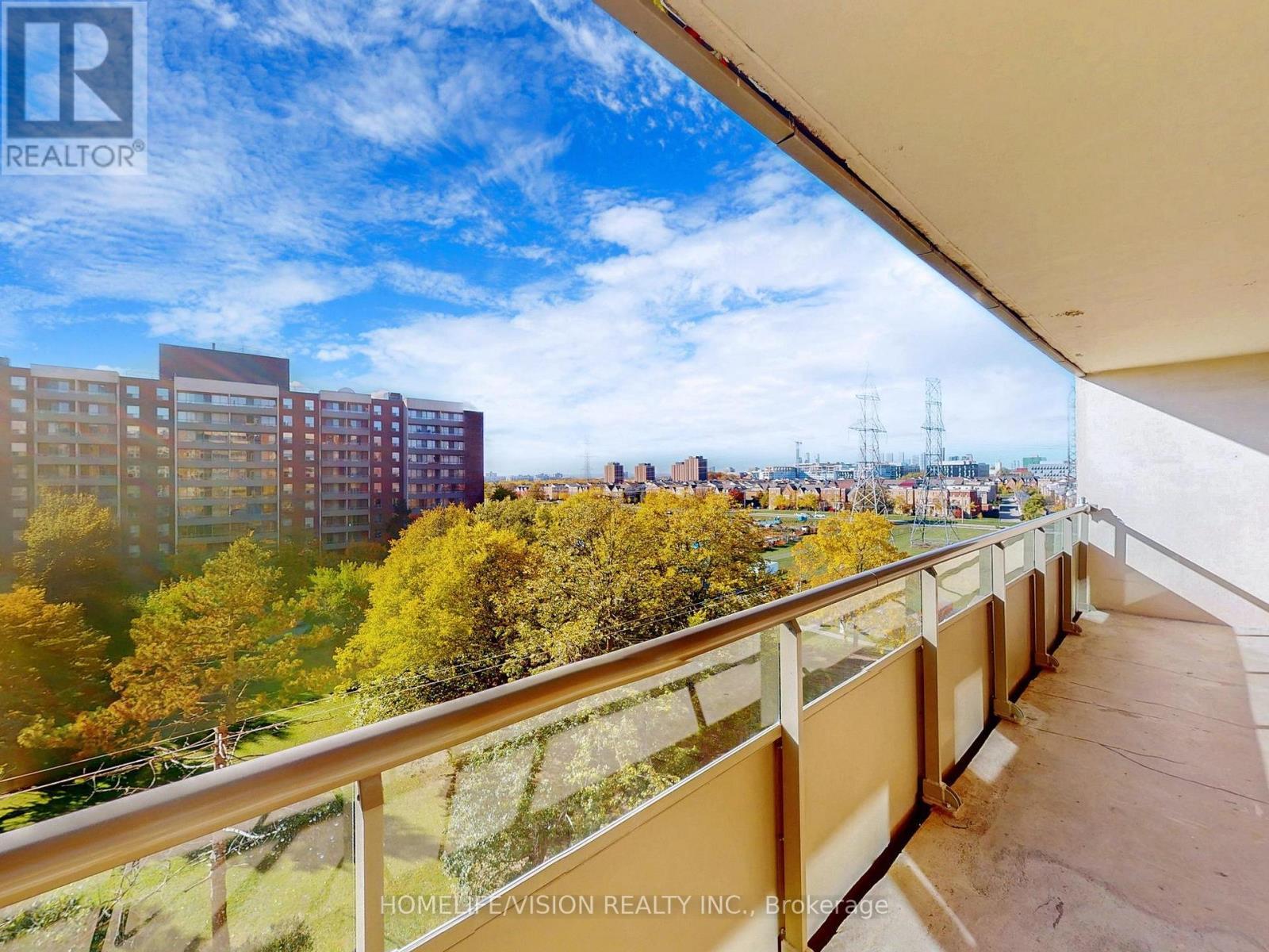 713 - 9 Four Winds Drive, Toronto, ON - Outdoor With Balcony With View With Exterior