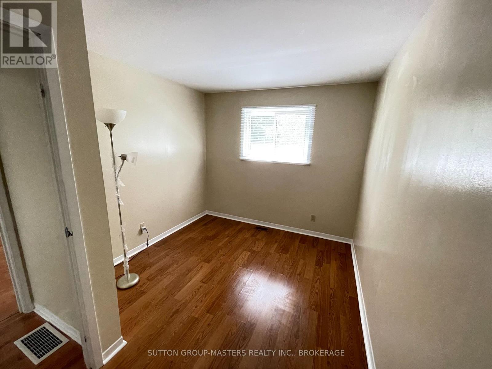 1 - 248 Mclellan Court, Kingston (East Gardiners Rd), ON - Indoor Photo Showing Other Room