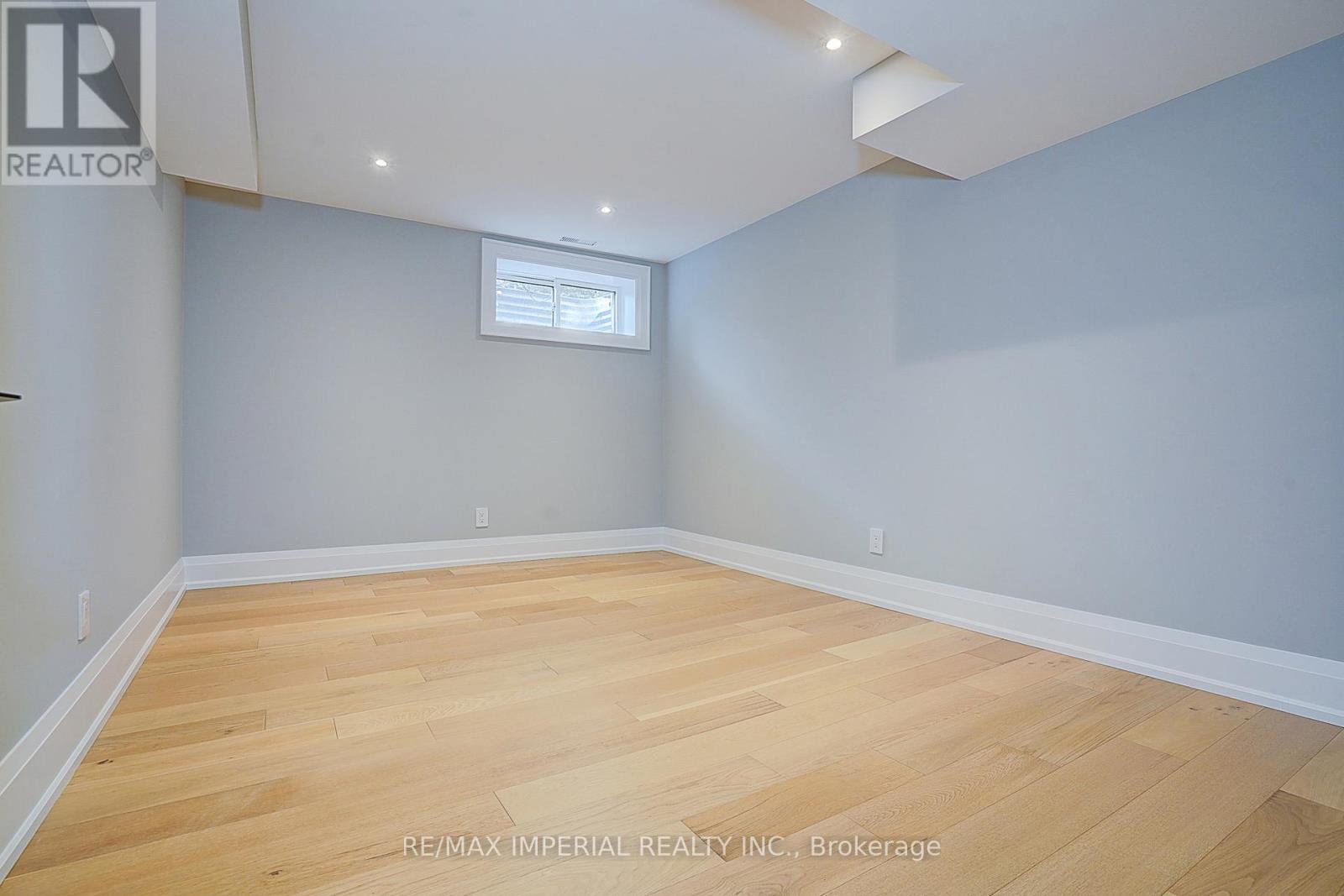 1832 Pine Siskin Court, Mississauga, ON - Indoor Photo Showing Other Room