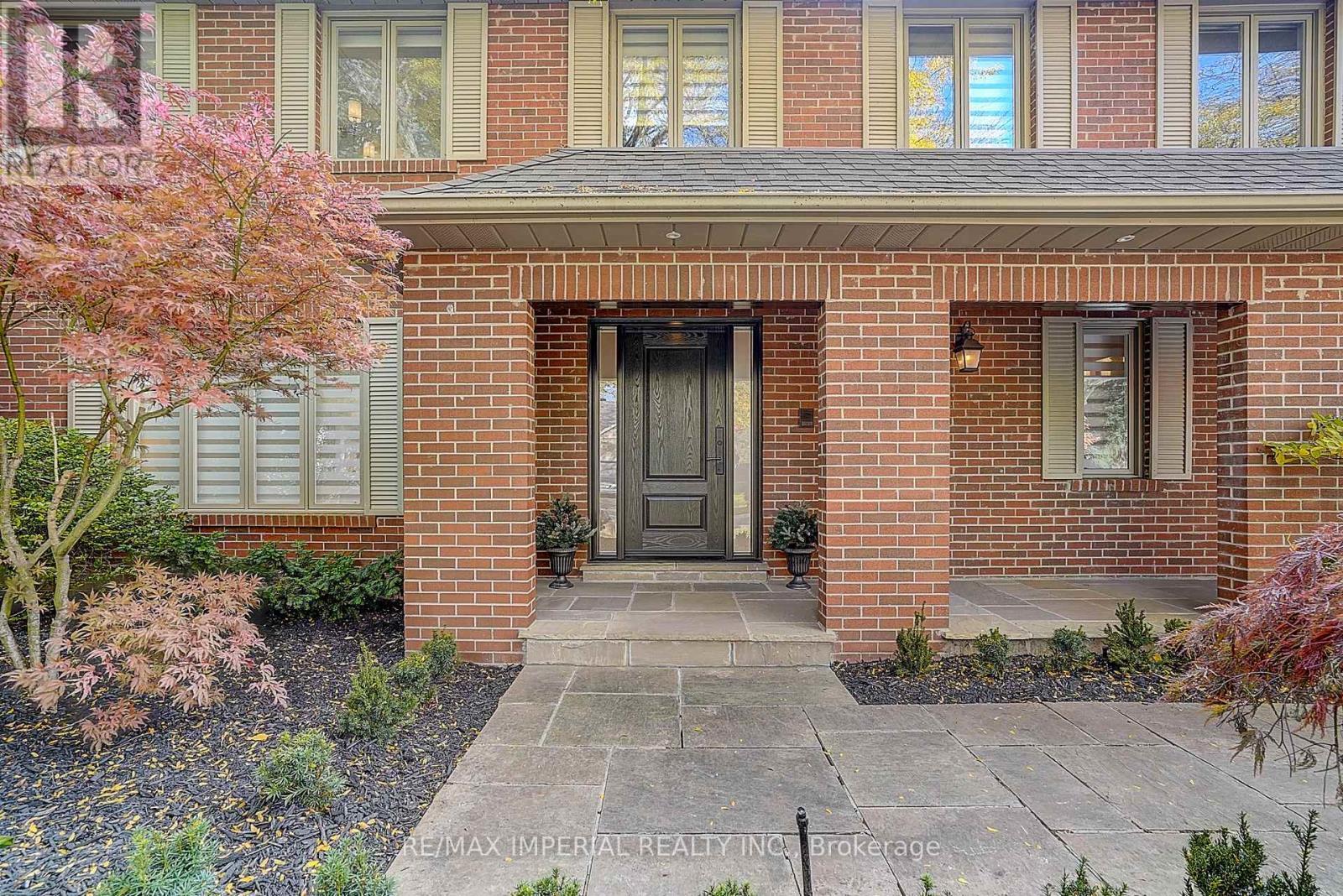 1832 Pine Siskin Court, Mississauga, ON - Outdoor