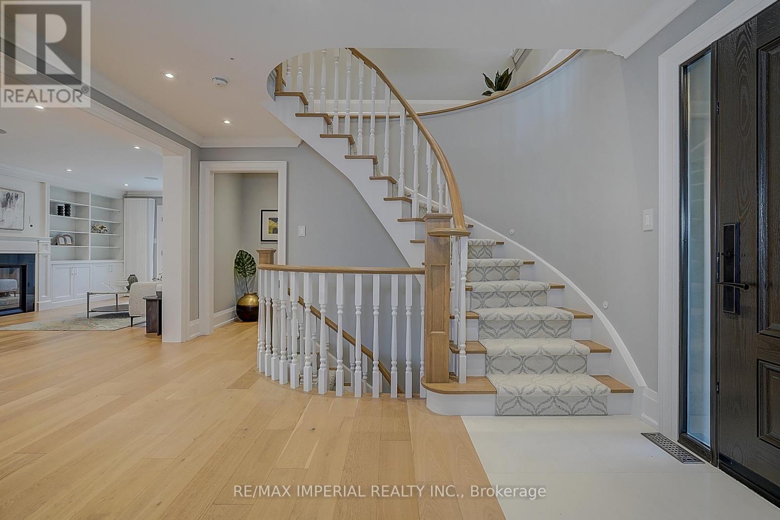1832 Pine Siskin Court, Mississauga, ON - Indoor Photo Showing Other Room With Fireplace