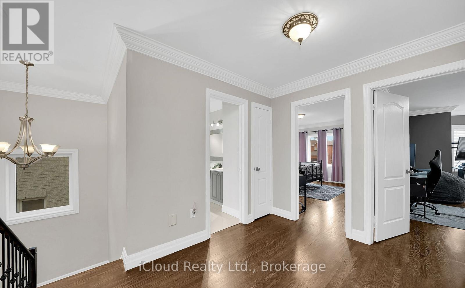 34 Royalpark Way, Vaughan, ON - Indoor Photo Showing Other Room