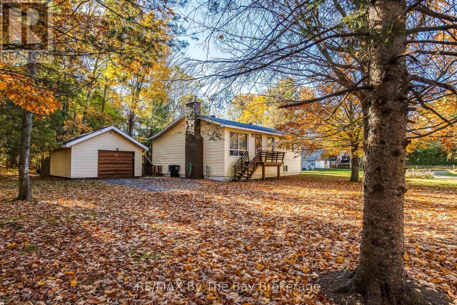 57 Tall Pines Drive, Tiny, ON - Outdoor