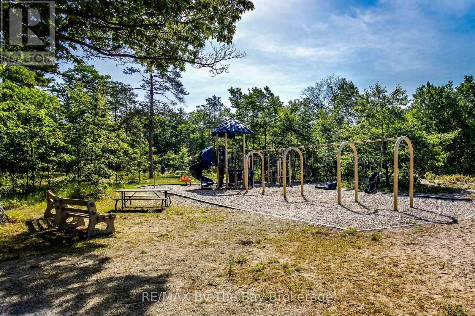 57 Tall Pines Drive, Tiny, ON - Outdoor