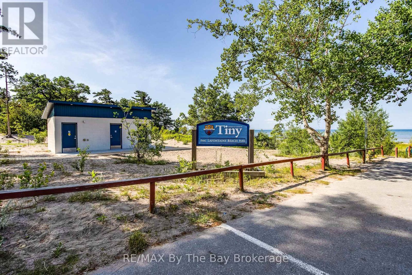 57 Tall Pines Drive, Tiny, ON - Outdoor