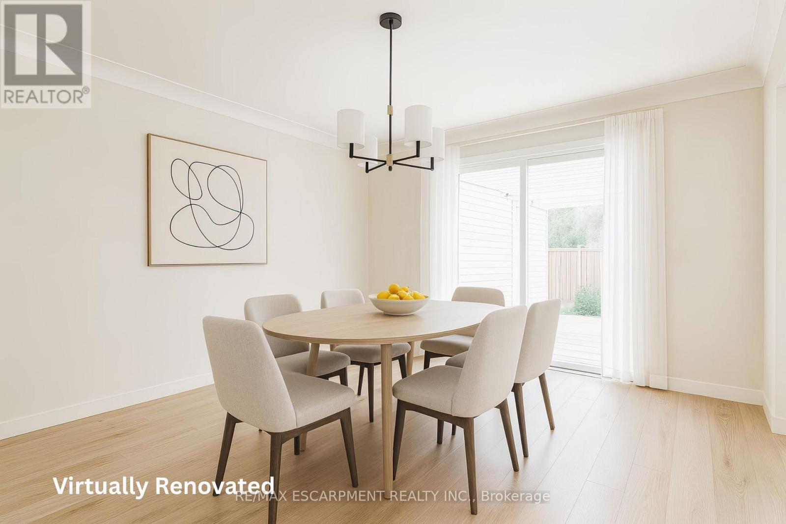 646 Alder Street W, Haldimand, ON - Indoor Photo Showing Dining Room