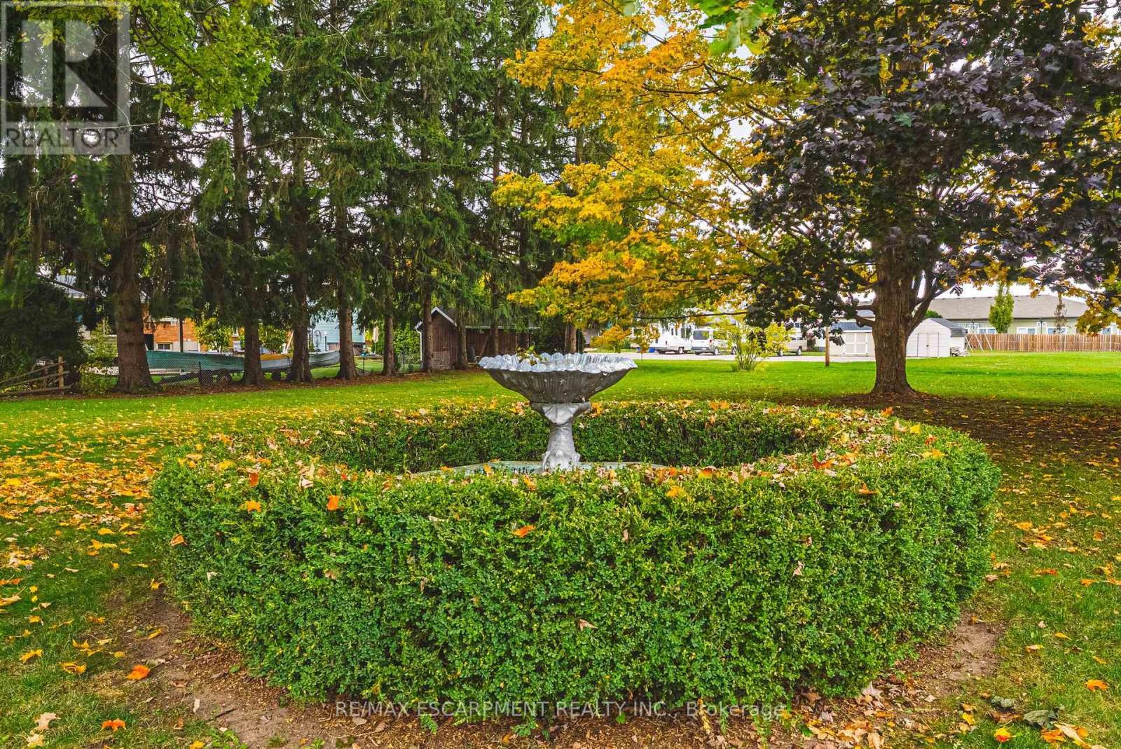 646 Alder Street W, Haldimand, ON - Outdoor