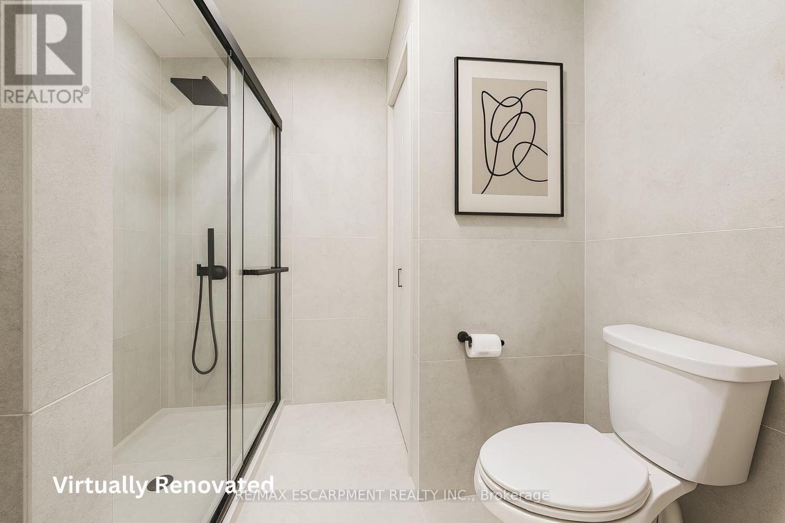 646 Alder Street W, Haldimand, ON - Indoor Photo Showing Bathroom