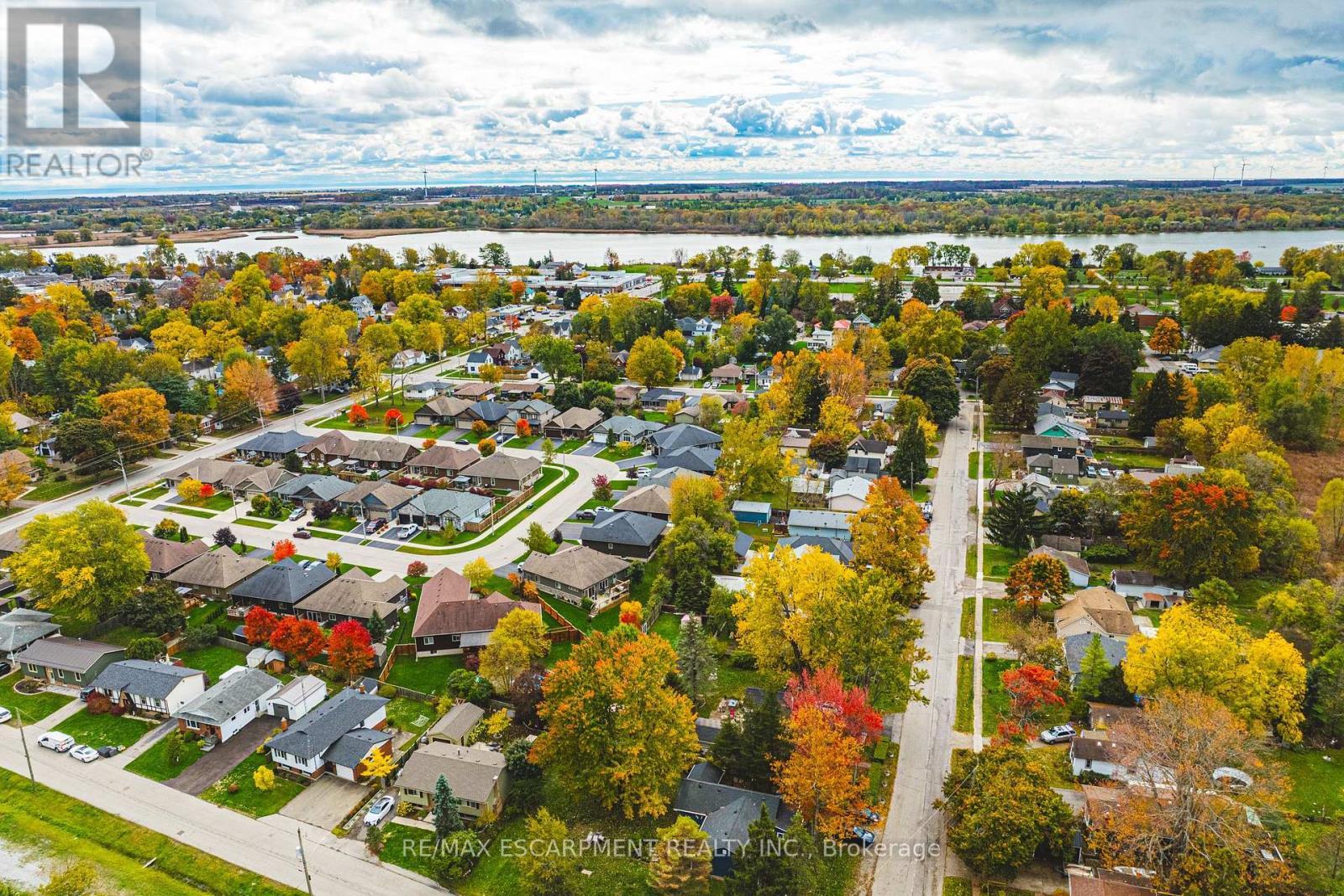 646 Alder Street W, Haldimand, ON - Outdoor With View