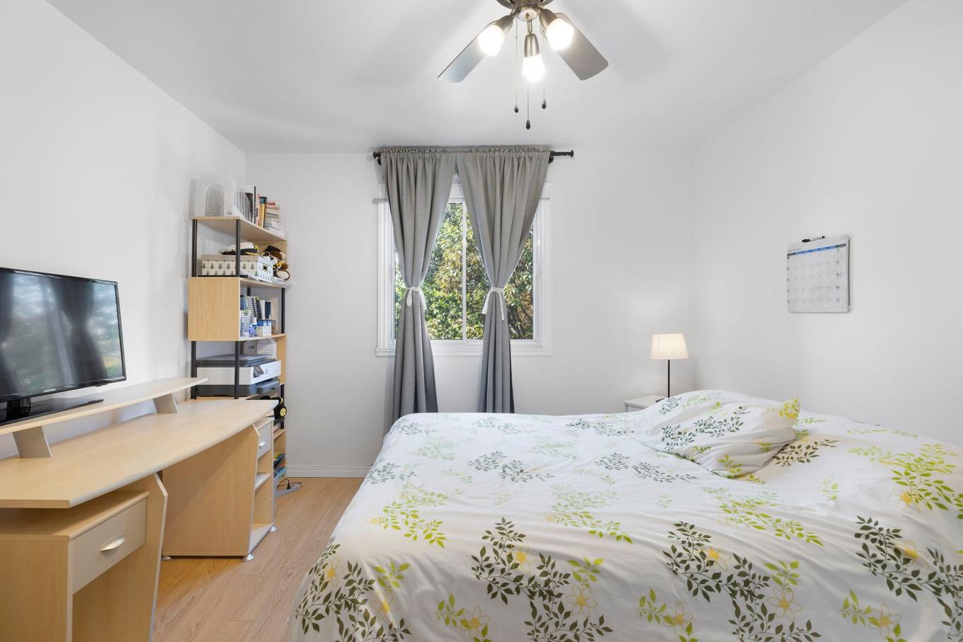 Chambre à coucher - 302-1905 Boul. Du Tricentenaire, Montréal (Rivière-Des-Prairies/Pointe-Aux-Trembles), QC - Indoor Photo Showing Bedroom