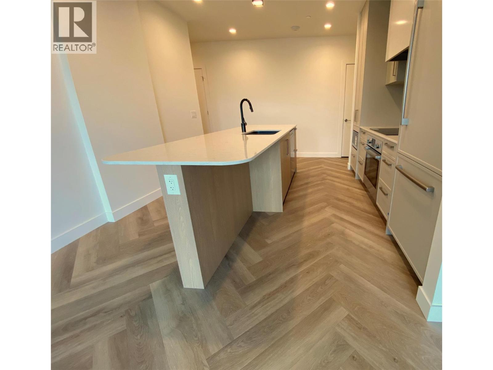 3340 Lakeshore Road Unit# 519, Kelowna, BC - Indoor