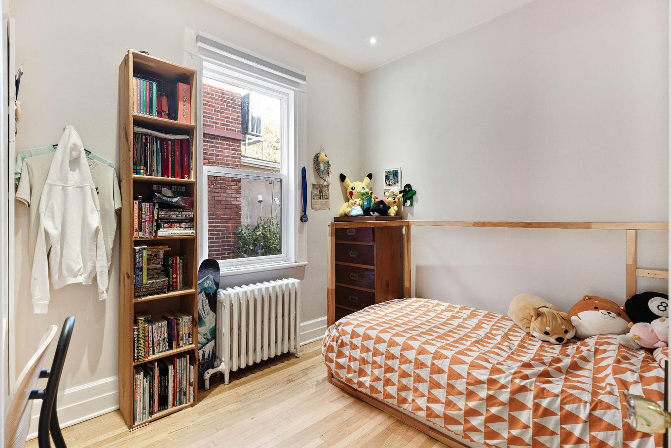 Chambre à coucher - 4379 Av. Coolbrook, Montréal (Côte-Des-Neiges/Notre-Dame-De-Grâce), QC - Indoor Photo Showing Bedroom