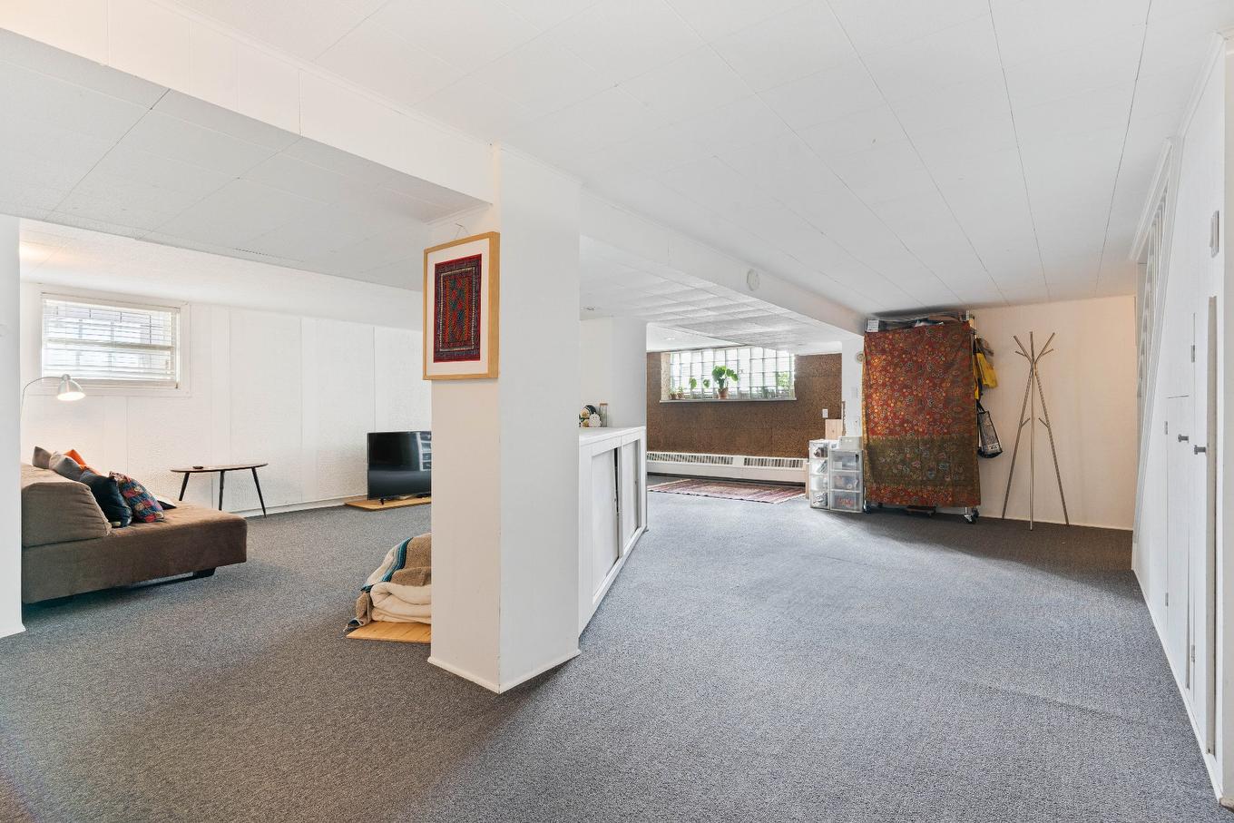 Salle familiale - 4379 Av. Coolbrook, Montréal (Côte-Des-Neiges/Notre-Dame-De-Grâce), QC - Indoor